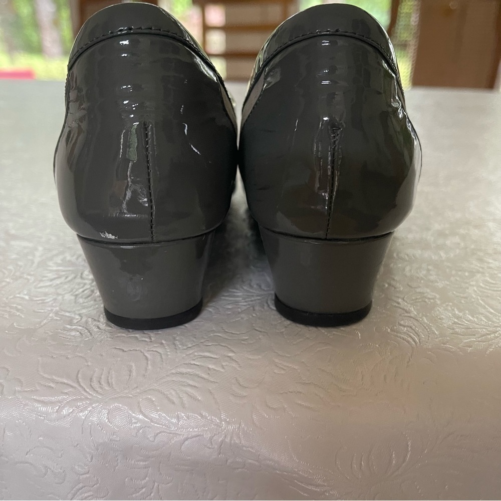 Taryn Rose Paislee Sneaker Wedge - Picture 6 of 12